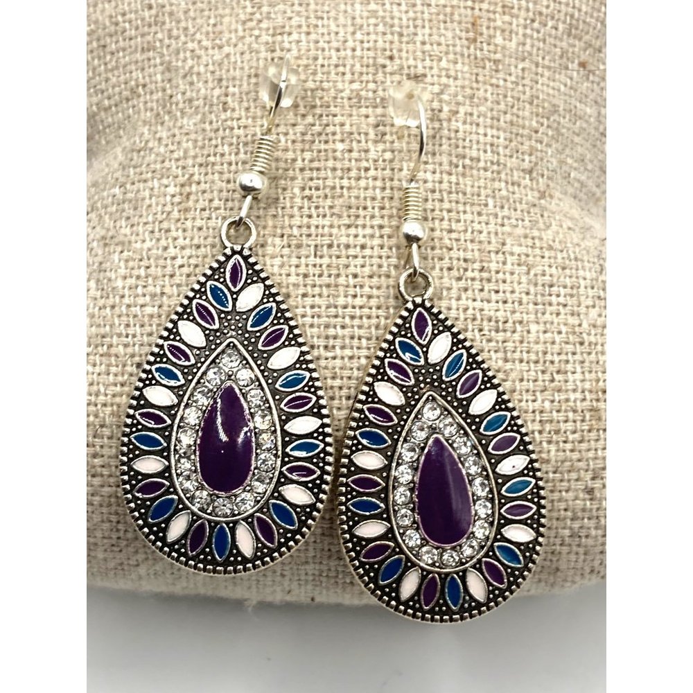 Tear‎ Drop Crystals Drop dangle purple cream1.75" Earrings
